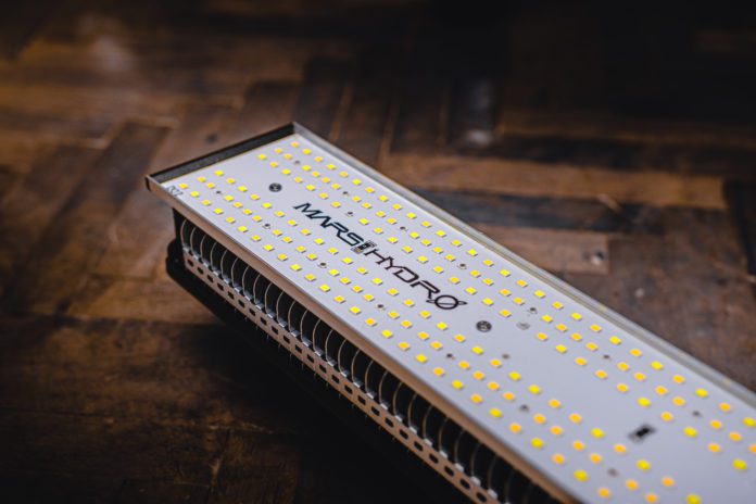 Mars Hydro SP 250 LED grow light